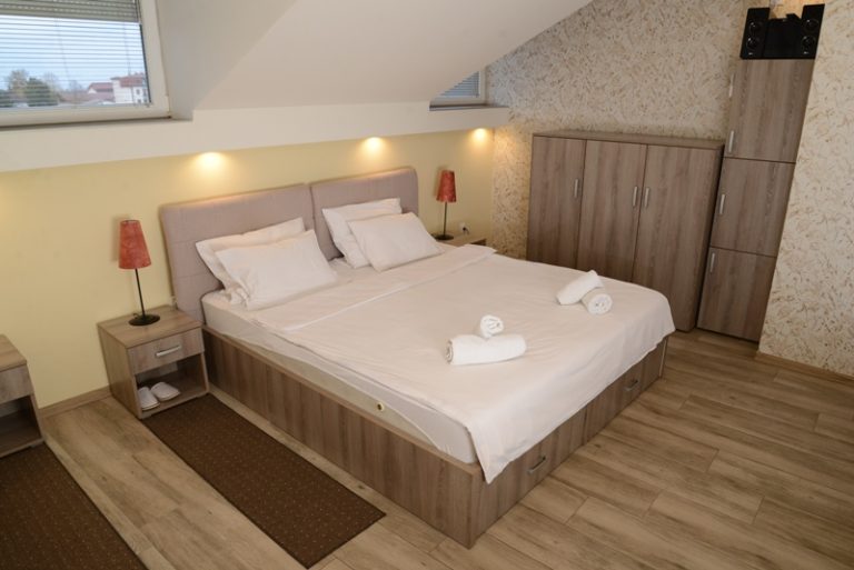 Carigradski drum, restoran sa prenoćištem – RADINAC