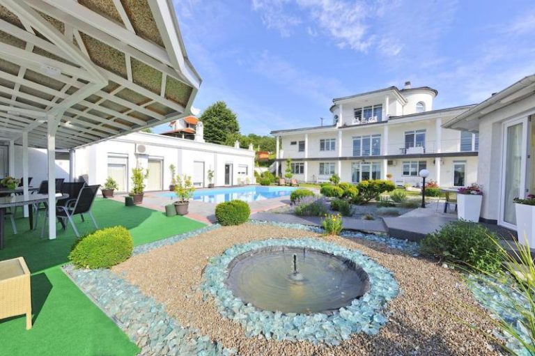 Vila Graf, apartmani za izdavanje – JUGOVO